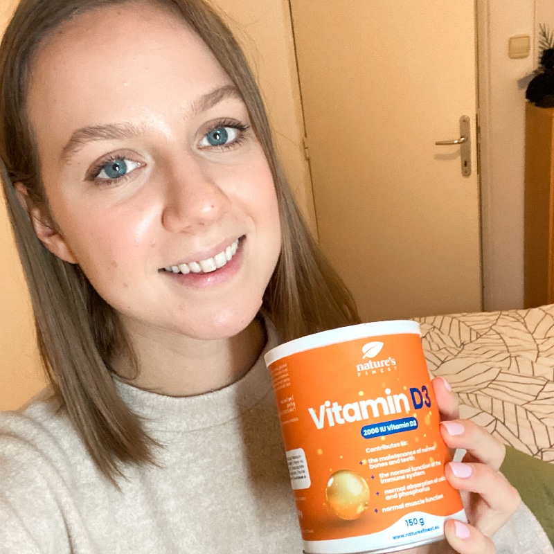 Mónika